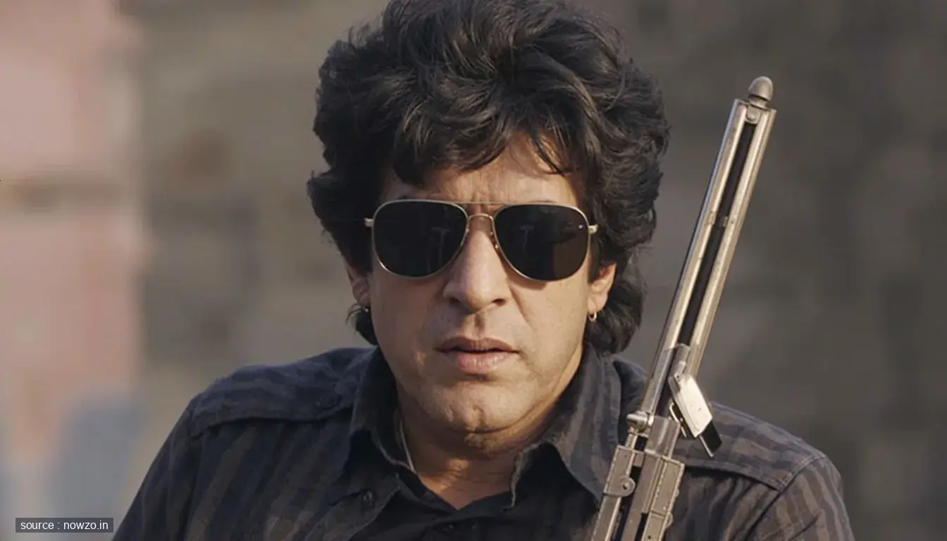 Chunky Panday's Teenage Burqa Adventure to Watch Zeenat Aman Film